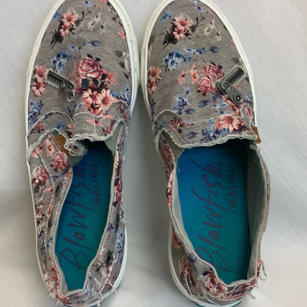 Blowfish Malibu Slip On Shoes Women's 8.5 Floral Comfort Travel Skate Sneaker